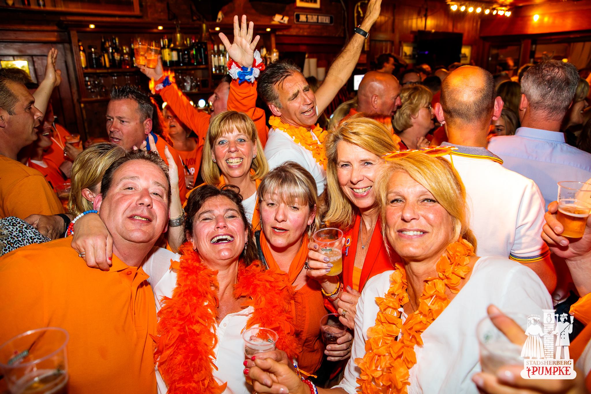 Rooie Rico XXXL tijdens Koningsnacht Koningsdag met Rooie Rico XXXL 11